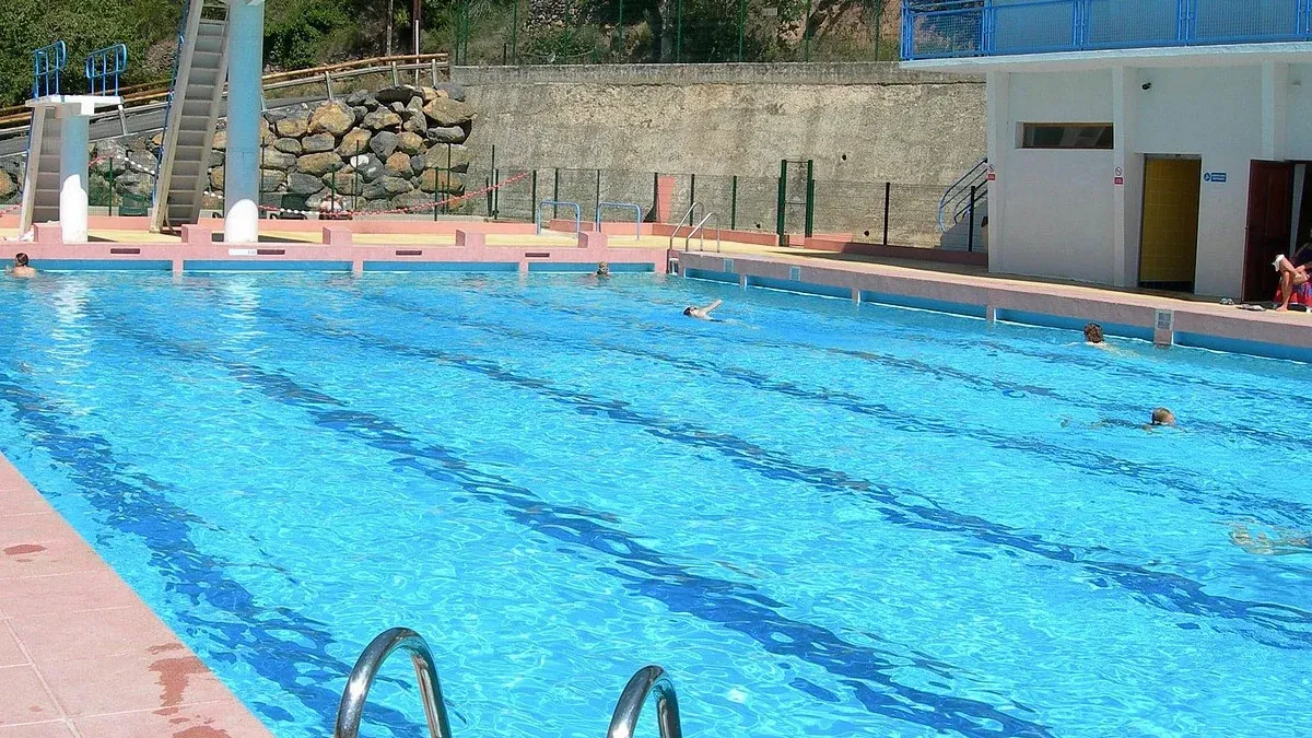 Piscine d'Eau Minerale d'Alet-les-Bains