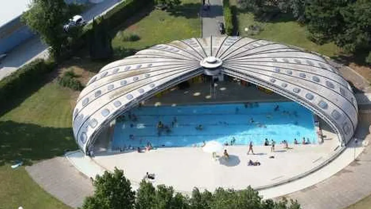Piscine de Beauchastel