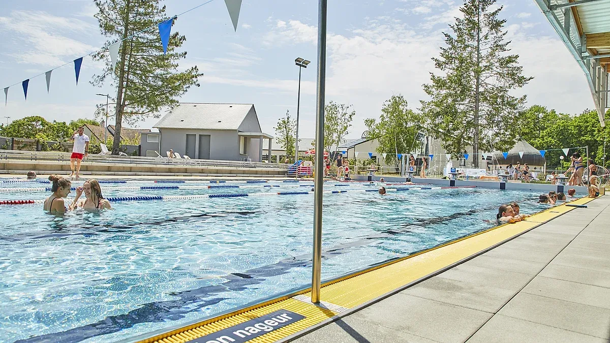 Piscine de Bracieux