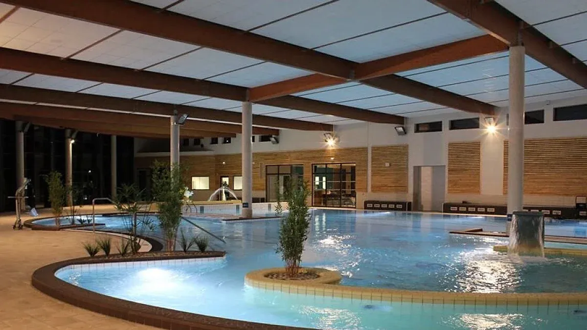 Centre Aquatique Aquadombes