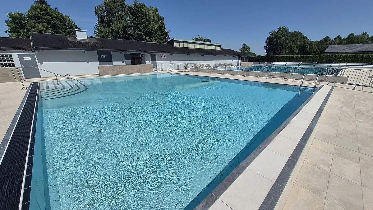 Piscine SIGIS des Roches-de-Condrieu