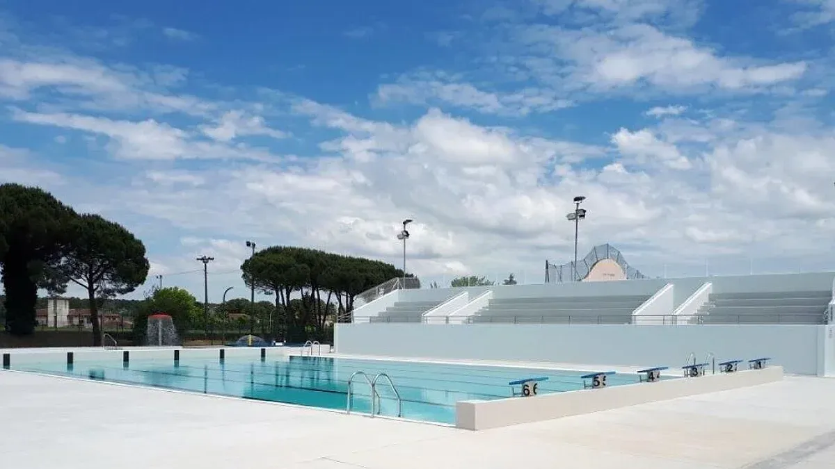 Piscine d'été de Bazas