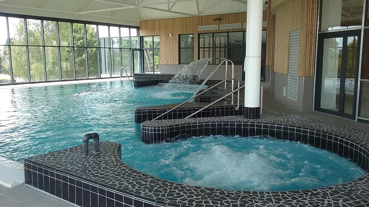 Centre aquatique Val d'Oréane de Dampierre-en-Burly