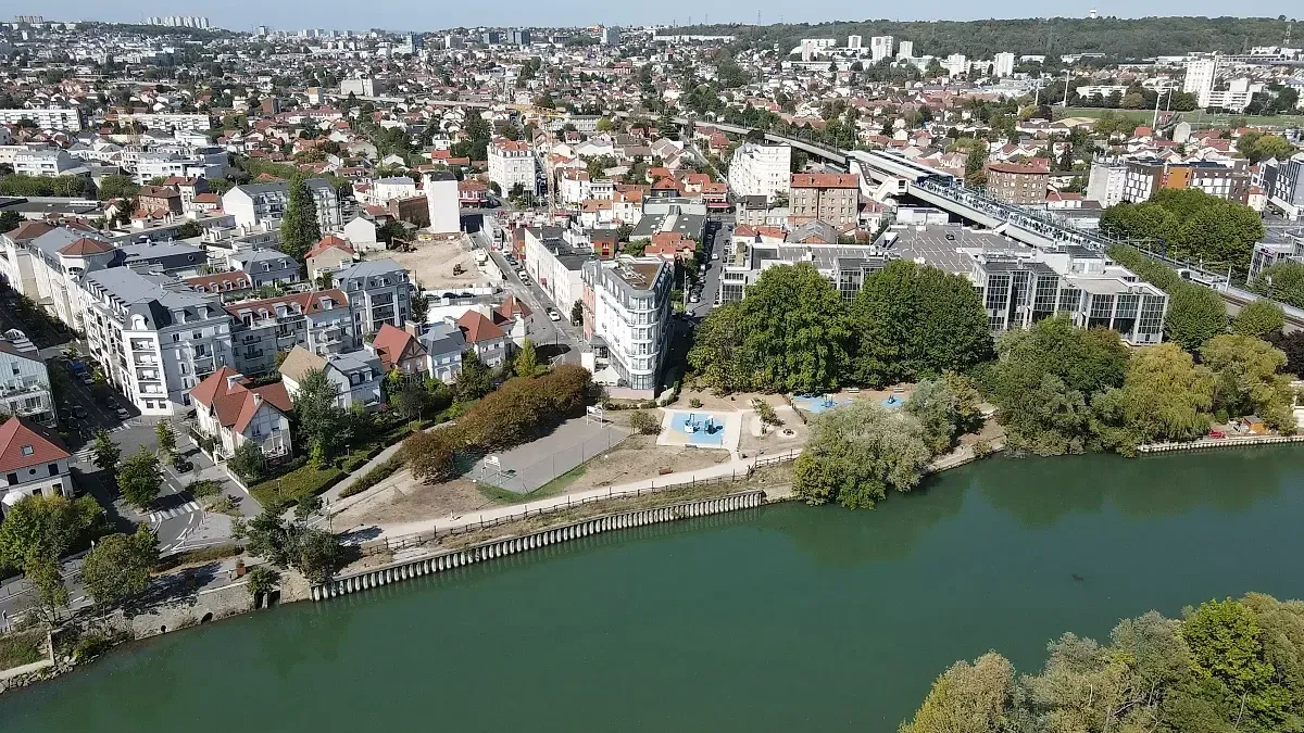 Piscine de Neuilly-Plaisance
