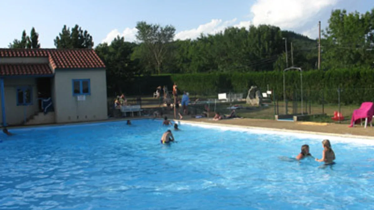 Piscine de l'Hospitalet-du-Larzac