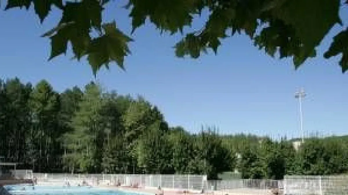 Piscine de Laragne-Monteglin