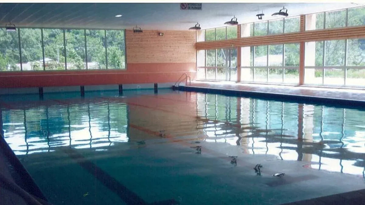 Piscine de Loire-sur-Rhône