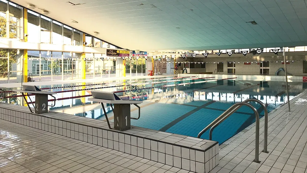 Piscine Municipale du Malzieu-Ville