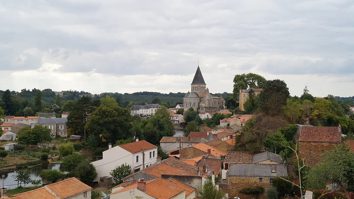 Piscine Municipale de Mareuil sur Lay Dissais
