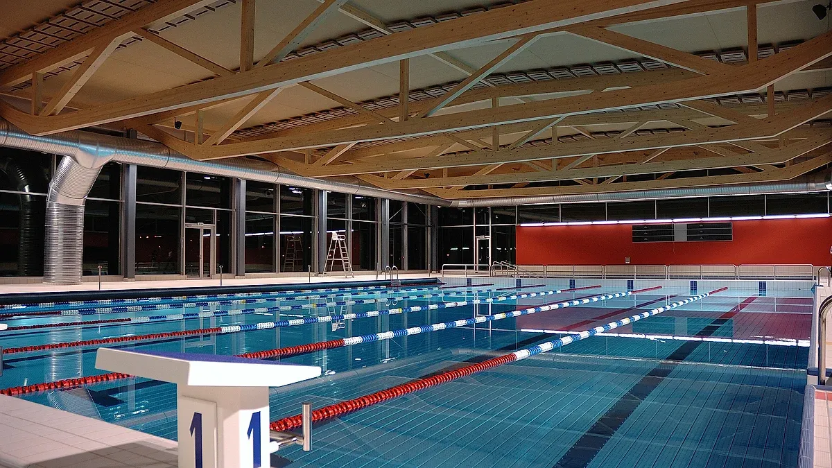 Piscine couverte de Mehun-sur-Yevre