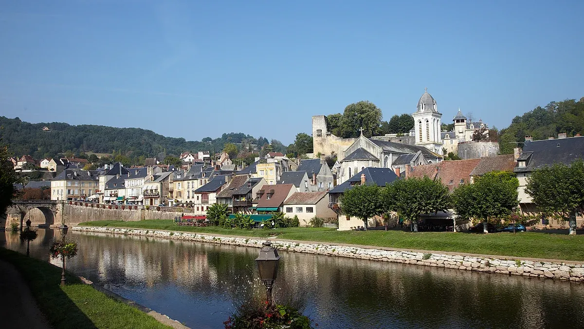 Piscine naturelle de Montignac-Lascaux
