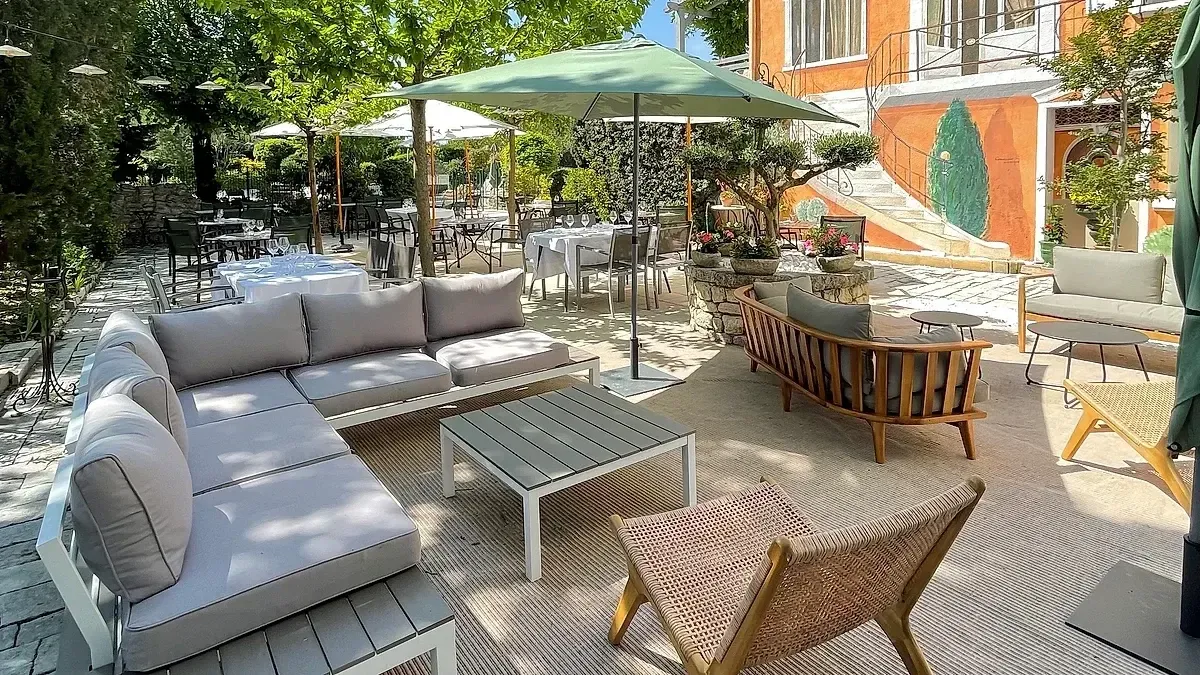 Piscine de Pernes-les-Fontaines