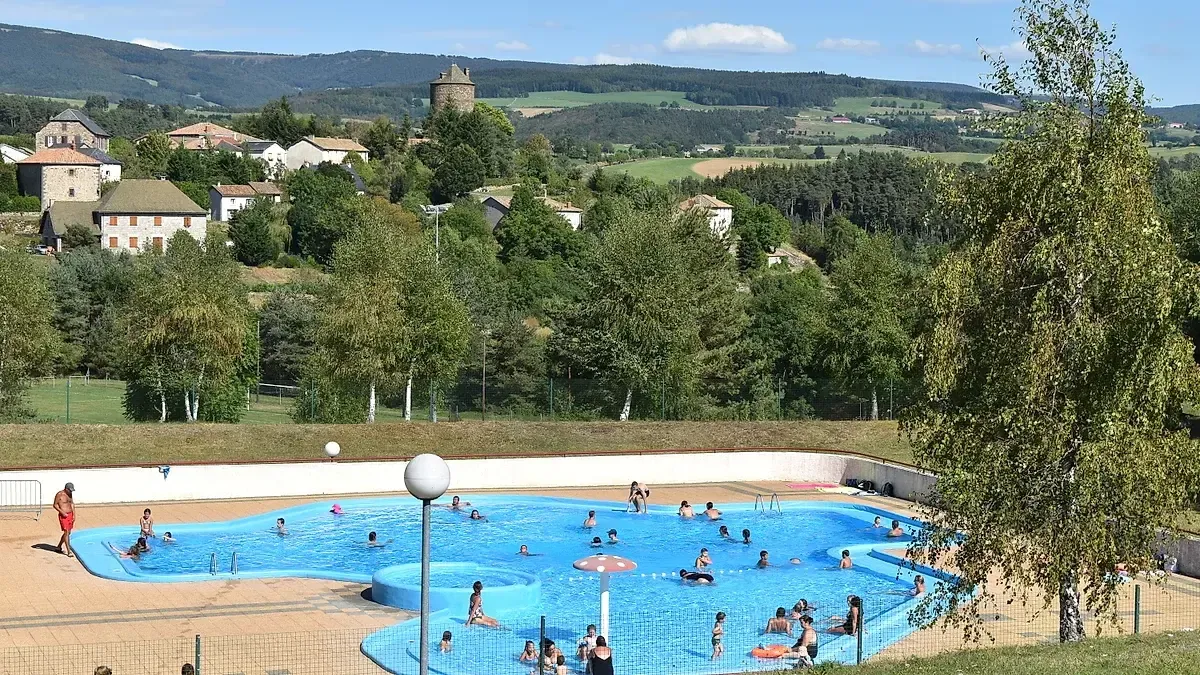 Piscine Decouverte de Ruynes-en-Margeride