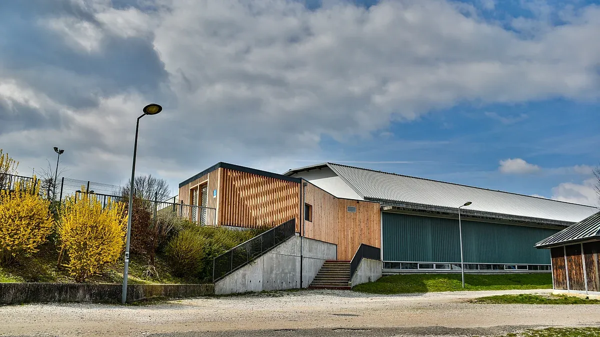 Piscine Municipale de Saint-Laurent-du-Pont