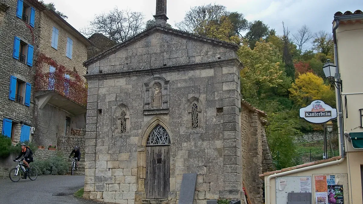 Piscine de Saint-Martin-de-Castillon
