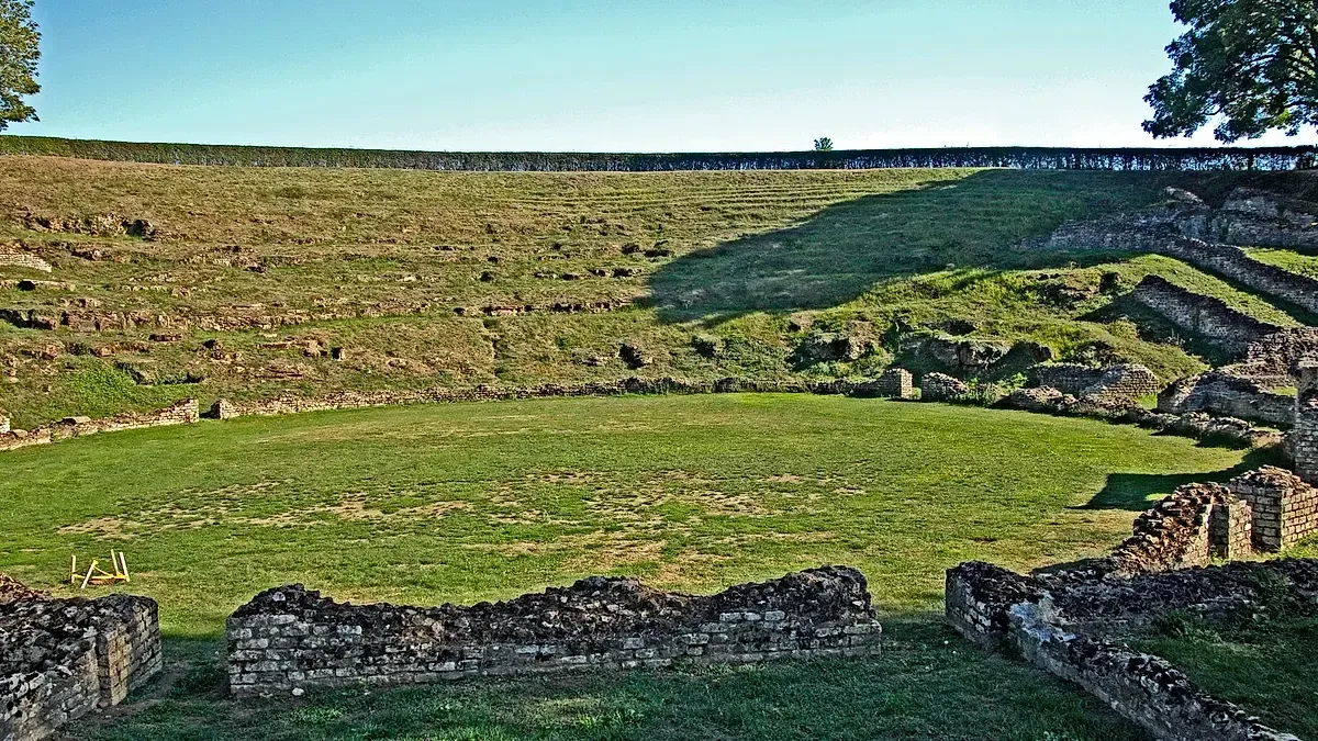 Piscine Municipale de Sanxay