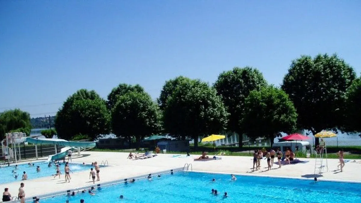 Piscine Municipale de Thoissey