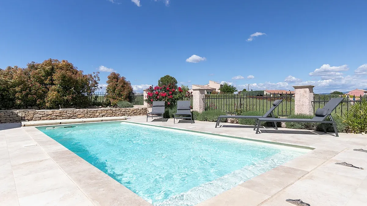 Piscine de Valensole