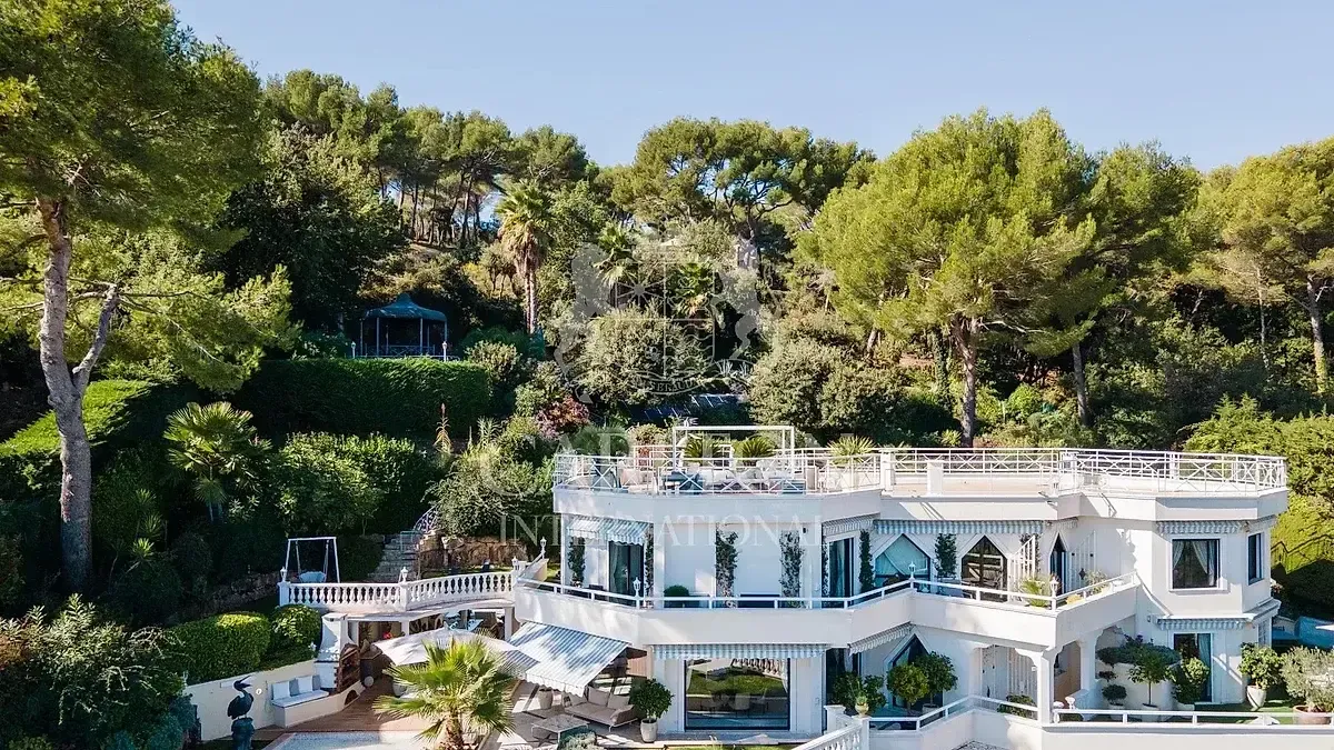 Piscine des Tuilieres - Vallauris