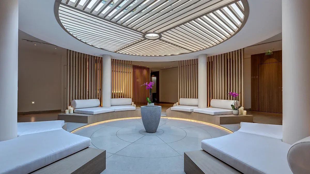 Spa Cinq Mondes & Carita